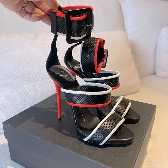 Giuseppe Zanotti heels - Picture 3 of 10